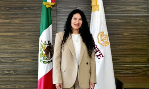 title='Es hermana de la Secretaria de Gobernación Luisa María Alcalde Luján. '